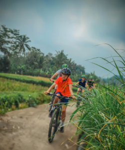 cildren cycling tour in Ubud Bali