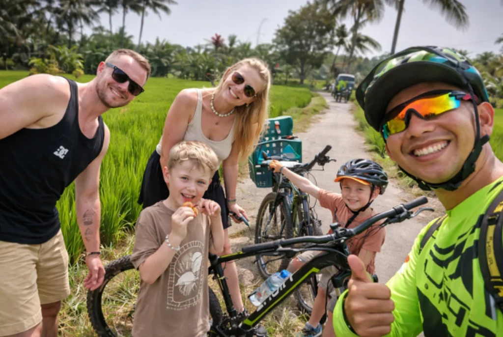 Family cycling tour in Ubud Bali
