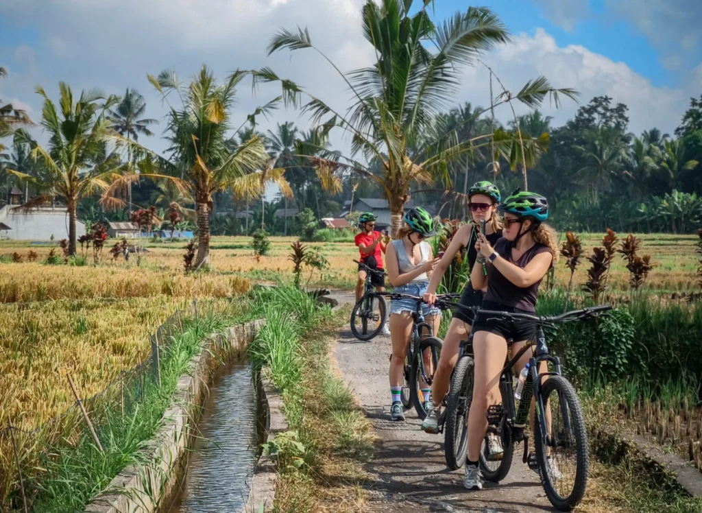 Best time for cycling in ubud